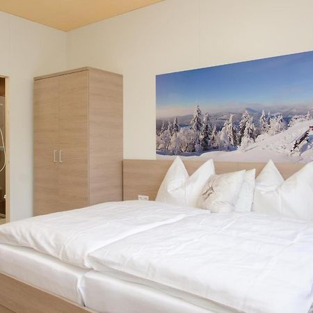 Bed and Breakfast Cafe Lounge Traisen Экстерьер фото