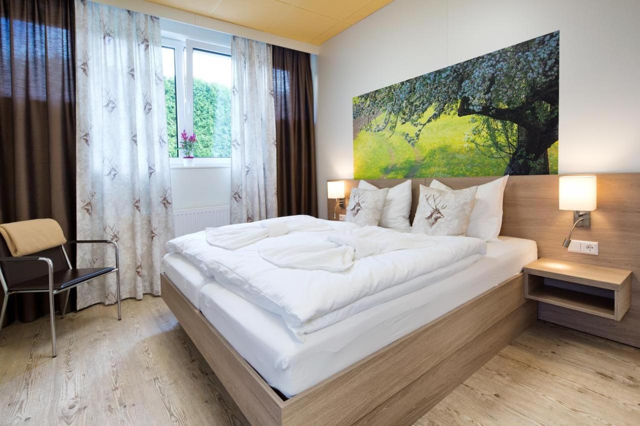 Bed and Breakfast Cafe Lounge Traisen Экстерьер фото